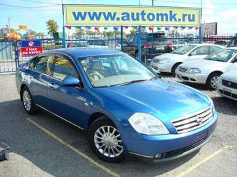 2004 Nissan Teana Pictures