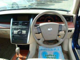 2004 Nissan Teana Pics