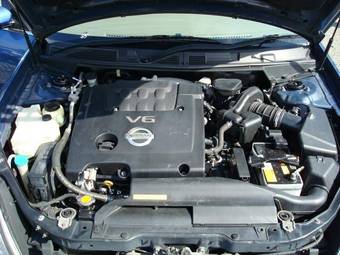 2004 Nissan Teana Photos