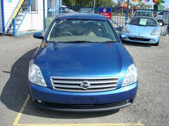 2004 Nissan Teana Photos