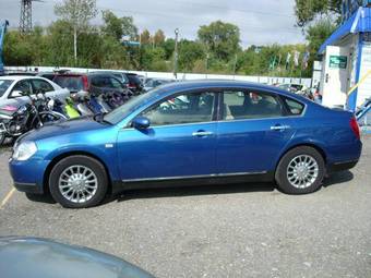 2004 Nissan Teana Pictures