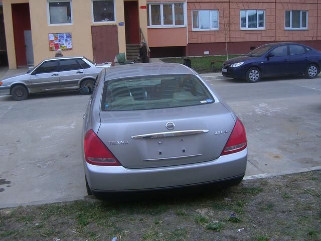 2005 Nissan Teana