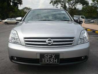 2005 Nissan Teana Pictures