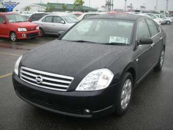 2005 Nissan Teana Photos