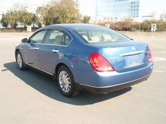 2005 Nissan Teana Pictures