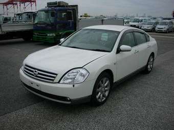 2005 Nissan Teana Photos