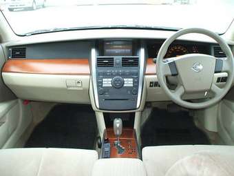 2005 Nissan Teana Photos
