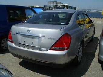 2005 Nissan Teana Pictures