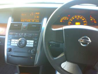 2005 Nissan Teana Photos