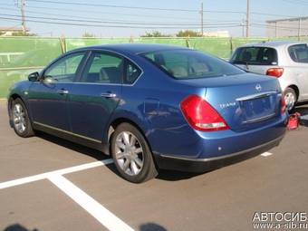 2005 Nissan Teana Pictures