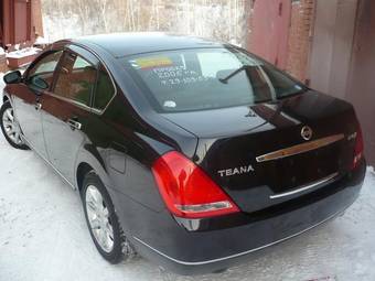 2005 Nissan Teana Photos