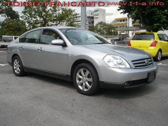 2005 Nissan Teana Photos