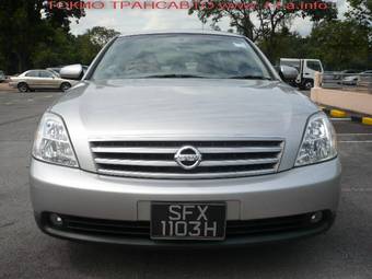 2005 Nissan Teana Photos