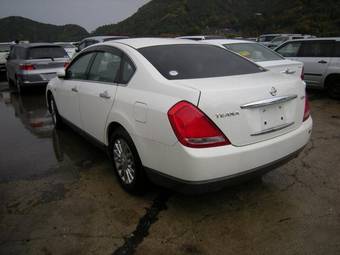 2005 Nissan Teana Photos