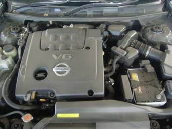 2005 Nissan Teana Photos