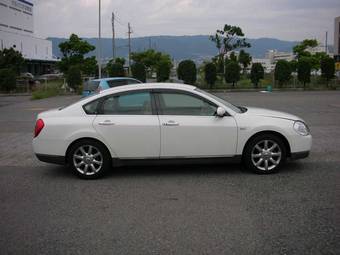 2005 Nissan Teana Photos