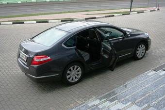 2008 Nissan Teana Photos