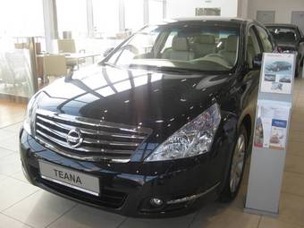 2009 Nissan Teana Photos