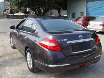 2010 Nissan Teana Pictures