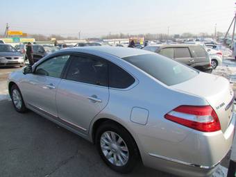 2010 Nissan Teana Photos