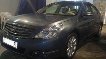 2010 Nissan Teana Images