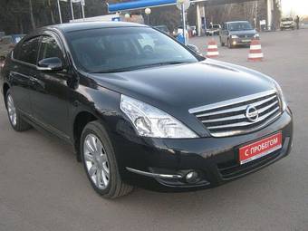 2010 Nissan Teana Photos