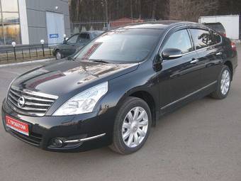 2010 Nissan Teana Photos