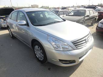 2010 Nissan Teana Pictures