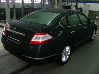 2011 Nissan Teana Photos