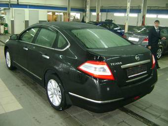 2011 Nissan Teana Pictures