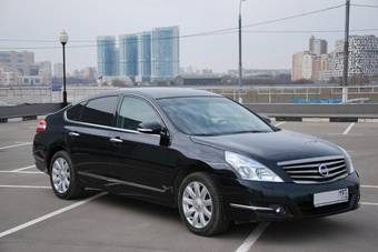 2011 Nissan Teana Photos