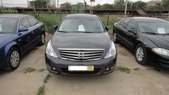 2011 Nissan Teana Photos