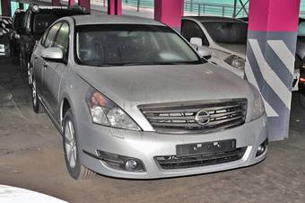 2011 Nissan Teana Images