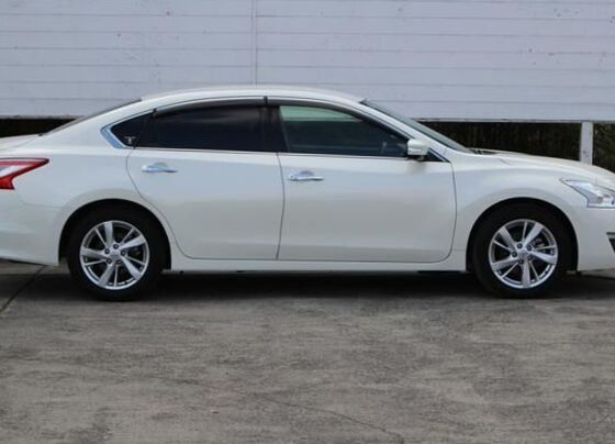 Nissan teana iii