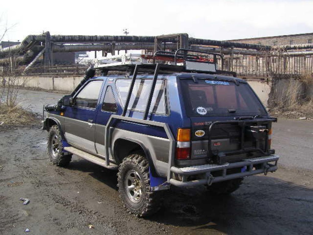 1989 Nissan Terrano