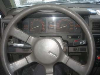 1989 Nissan Terrano Pictures