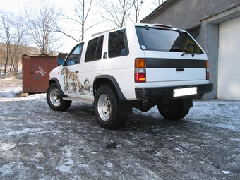 1990 Terrano