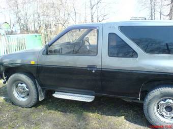 1990 Nissan Terrano