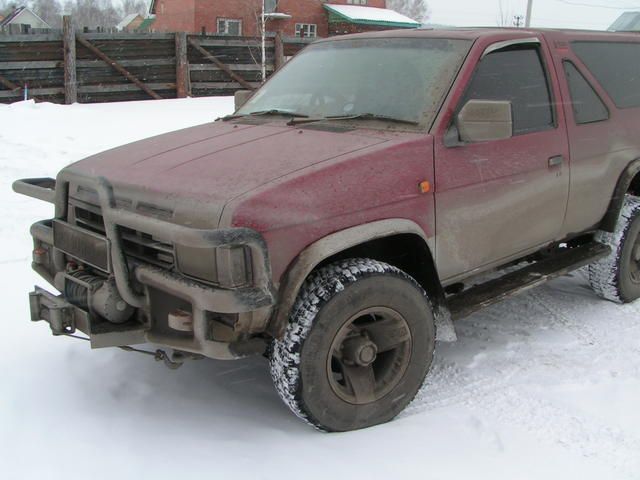 1990 Nissan Terrano