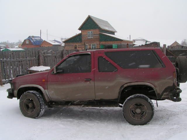 1990 Nissan Terrano