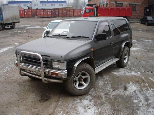 1990 Nissan Terrano