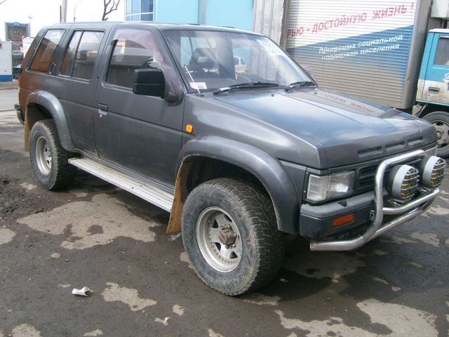 1992 Nissan Terrano