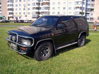 1992 Nissan Terrano Pictures