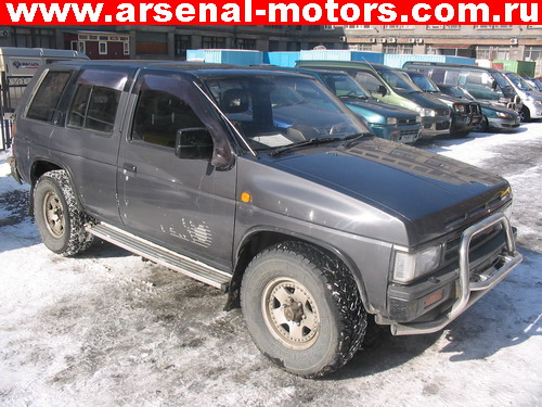 1992 Nissan Terrano Images
