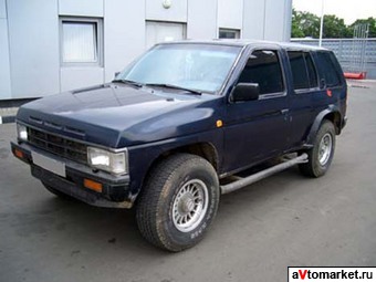 1993 Nissan Terrano Pictures