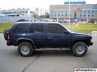 1993 Nissan Terrano Pictures