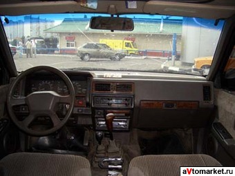 1993 Nissan Terrano Photos