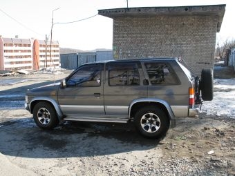 1994 Terrano