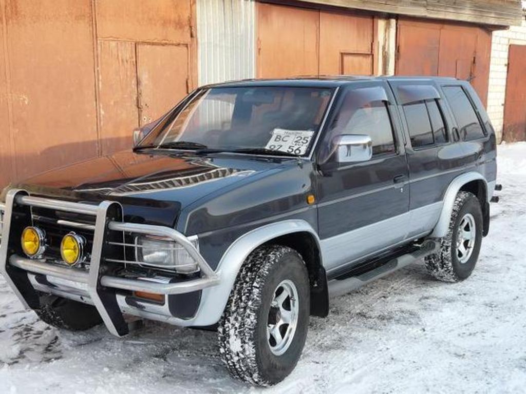 Nissan Terrano d21