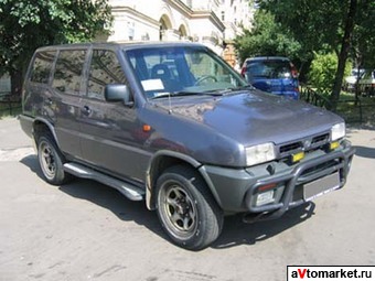 1994 Nissan Terrano Pictures